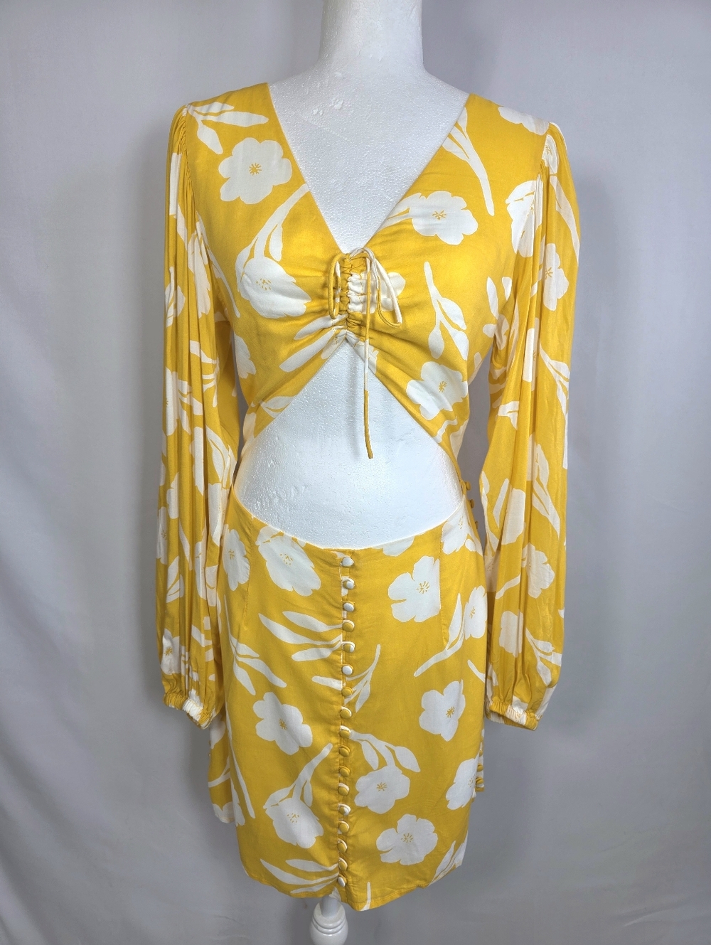 SABO Yellow Floral Cutout Mini Dress Long Sleeve Button Front Size M US 6